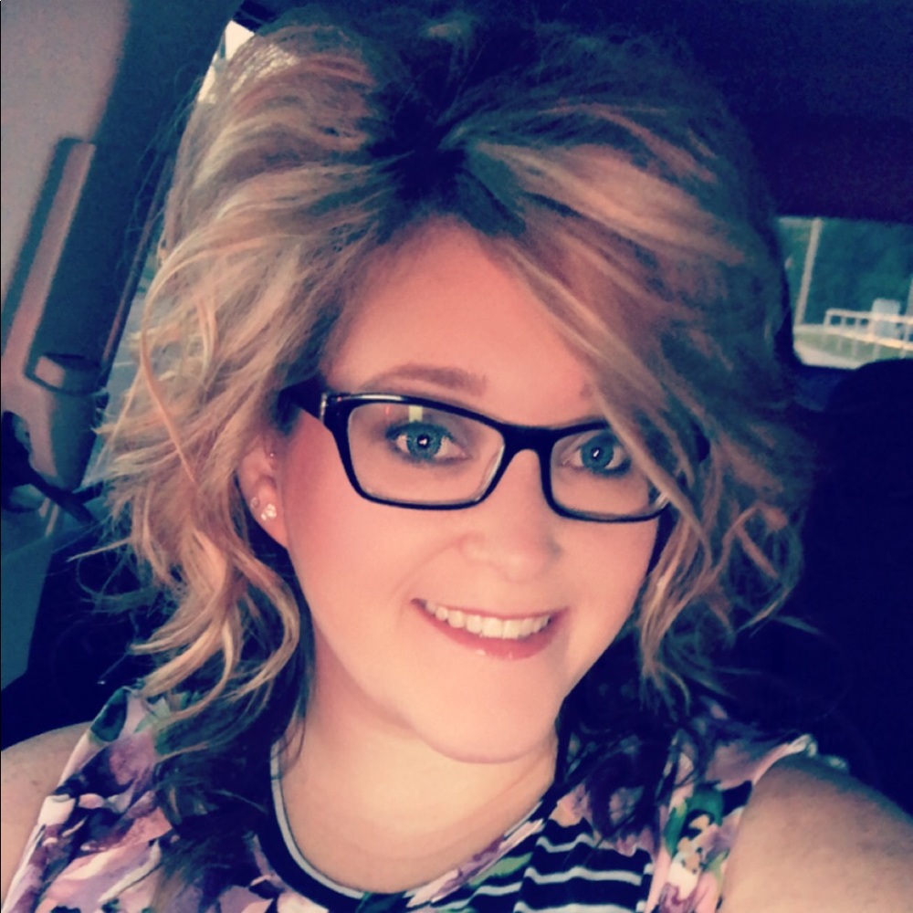 Meet your Posher, Lacey marie
